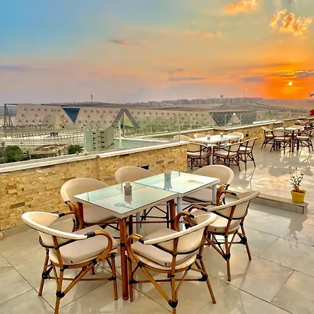 Grand Museum Guest House, pyramids view